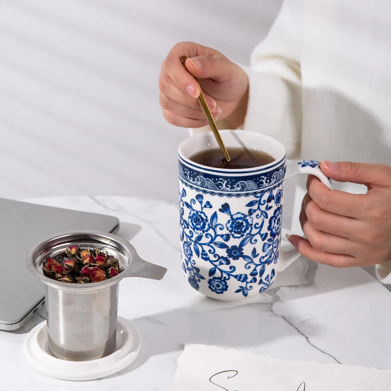 AmorArc Porcelain Tea Mug with Infuser and Lids, 18 Oz Coffee Cup Strainer with Bag Holder for Loose Leaf Tea, Steeping Coffee Mug for House-warming Wedding Birthday Gift