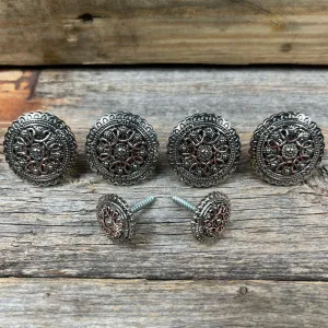 Antique Silver Flower and Loops Saddle Set SSW235