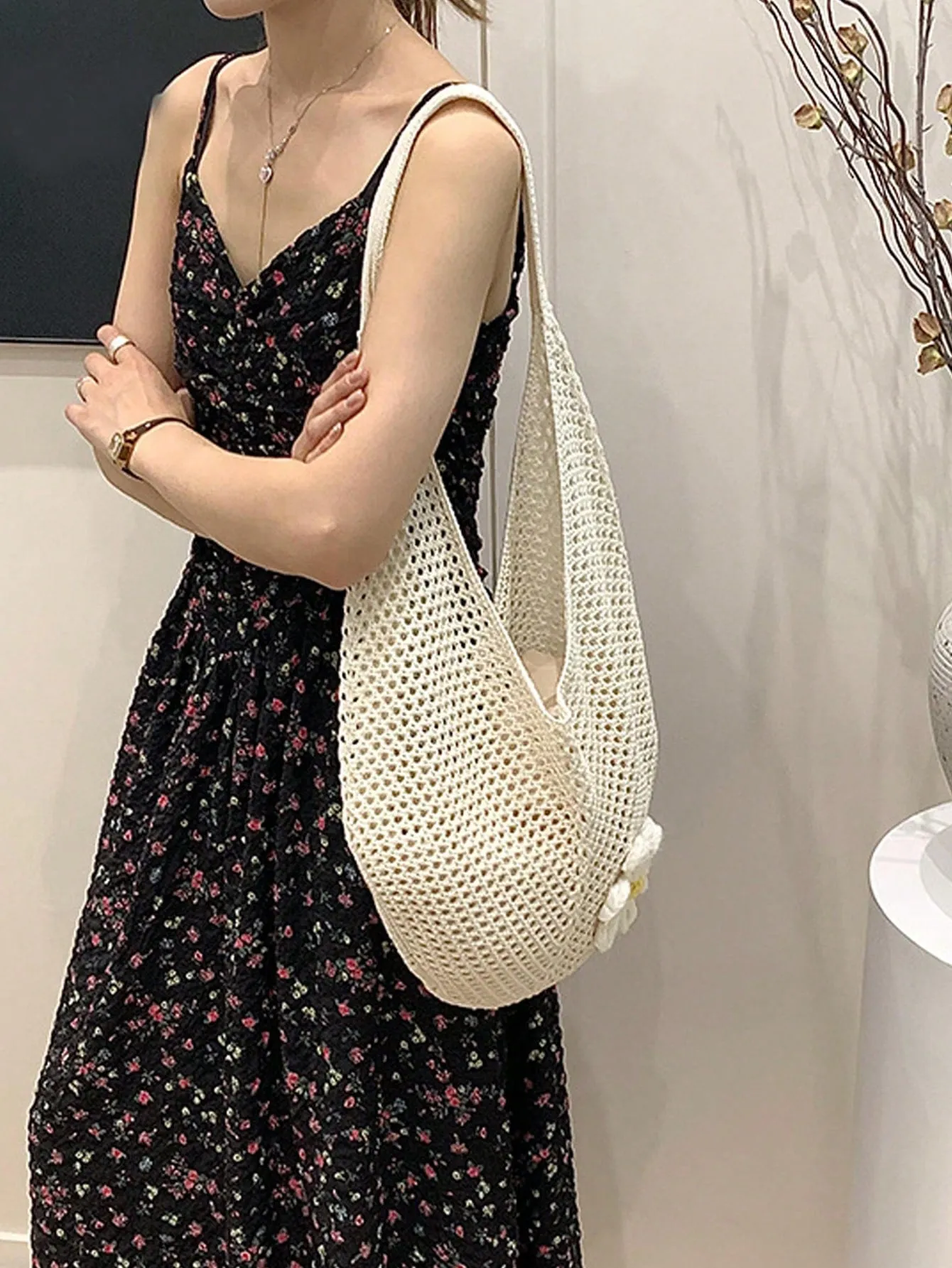 Bag request) Hollow Weave Innovative functionality Bohemian Out Advanced technology Yogodlns (Available upon