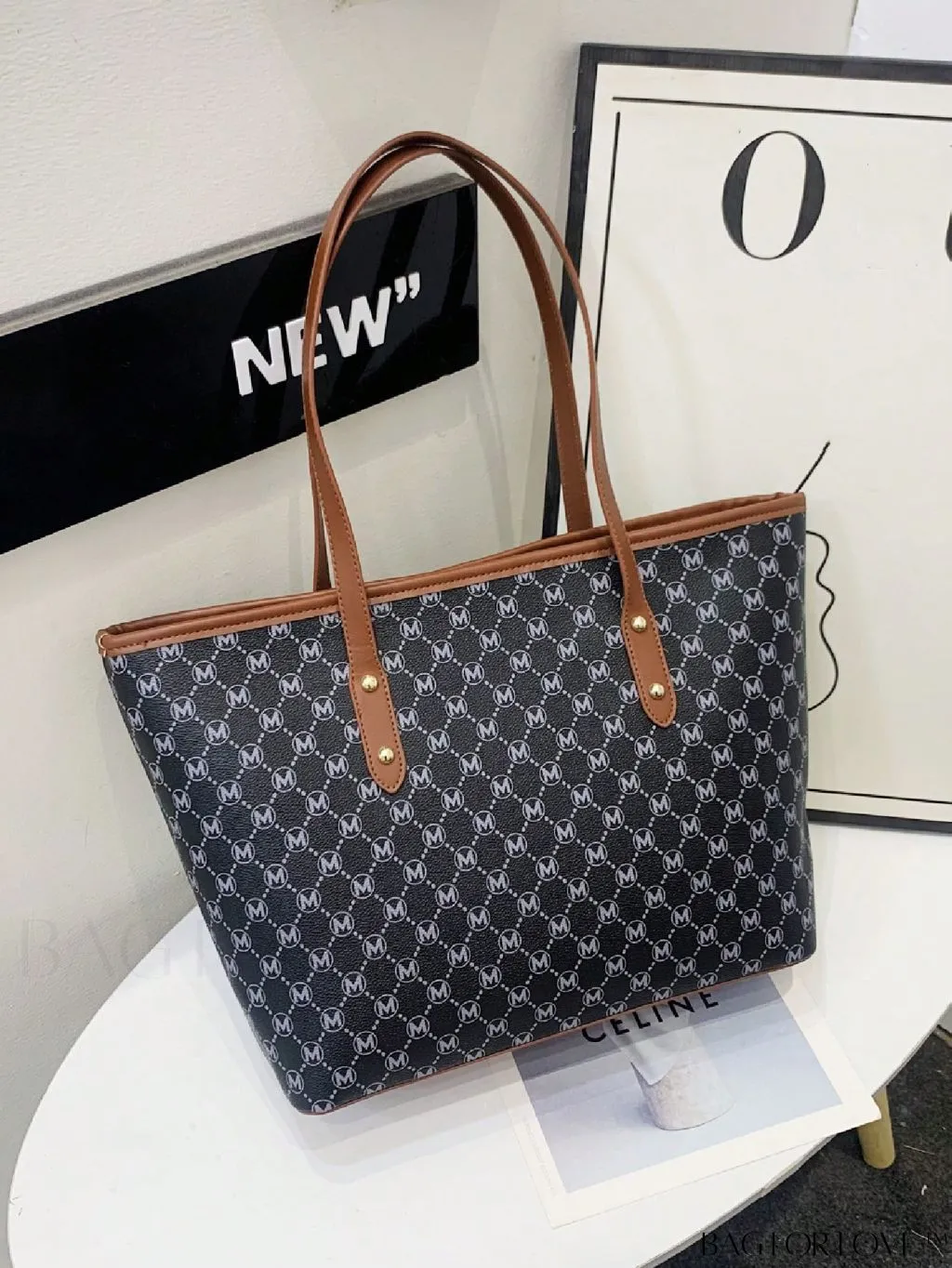 BagForLove - Large Capacity Elegant Geometric Pattern Shoulder Tote Bag with Stylish Design