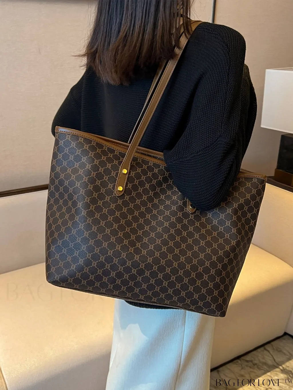 BagForLove - Large Capacity Elegant Geometric Pattern Shoulder Tote Bag with Stylish Design