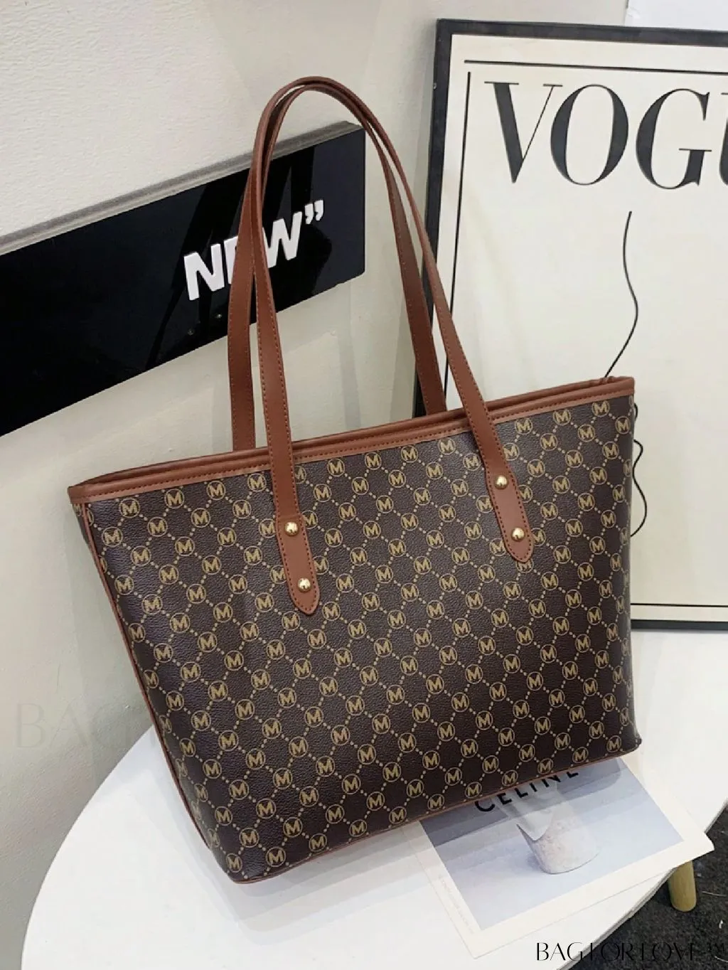 BagForLove - Large Capacity Elegant Geometric Pattern Shoulder Tote Bag with Stylish Design
