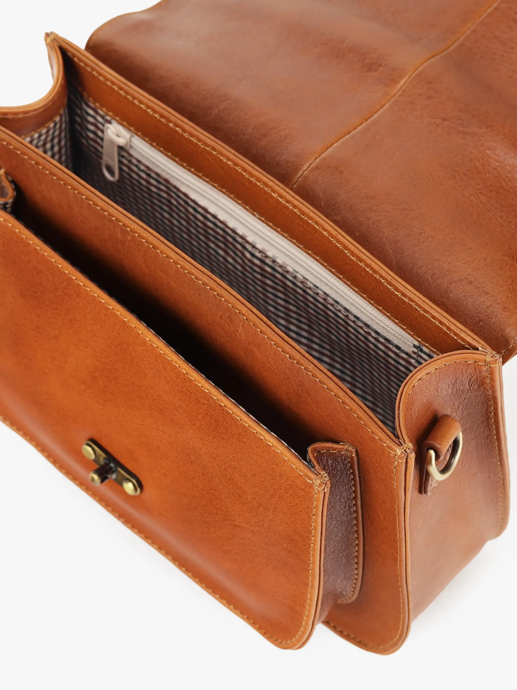 Countryside Saddle Sling (Toffee Tan)