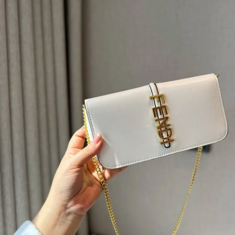 ESMEE - Fendigraphy Wallet On Chain White