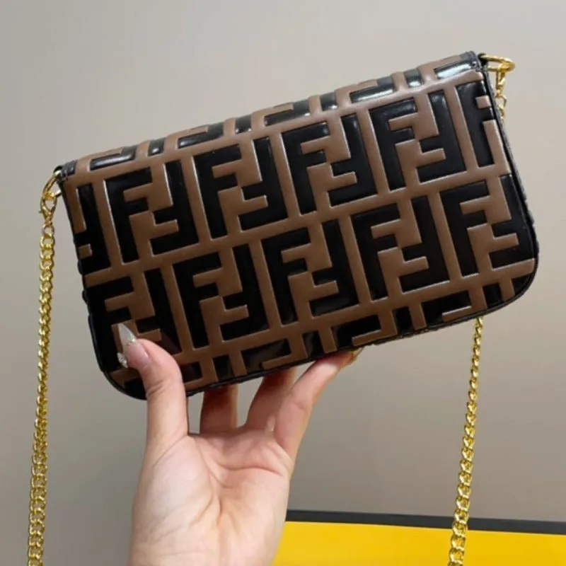ESMEE - FF Wallet On Chain Brown