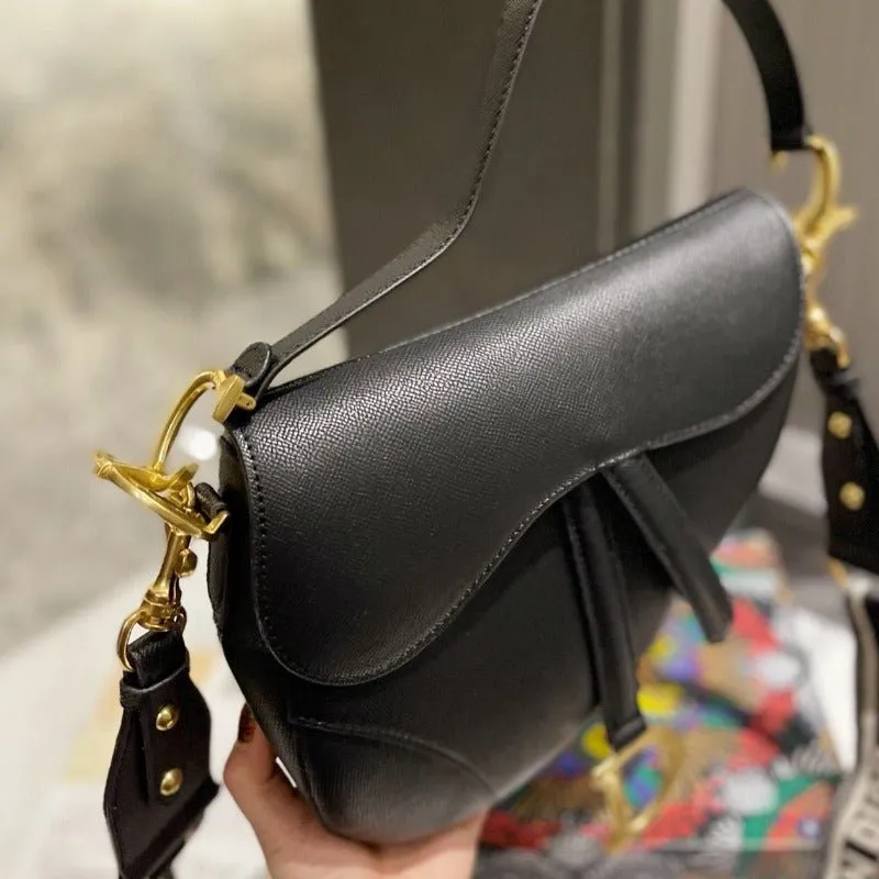 ESMEE - Saddle Bag In Black