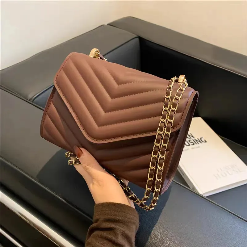 Luxury Embossed Retro Style Fashion Leather Shoulder Crossbody Saddle Handbag for Women's Messenger Bags