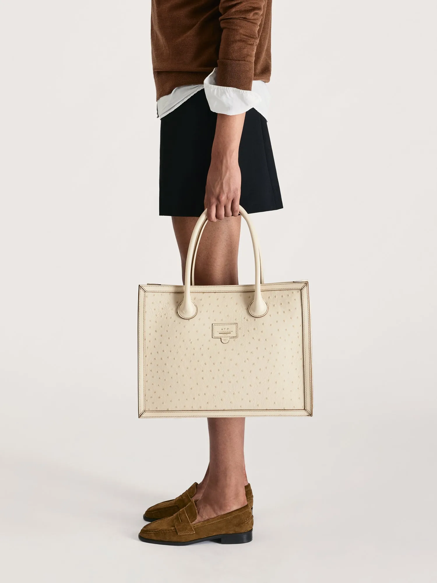 Montefalcione Linen Printed Ostrich Book bag