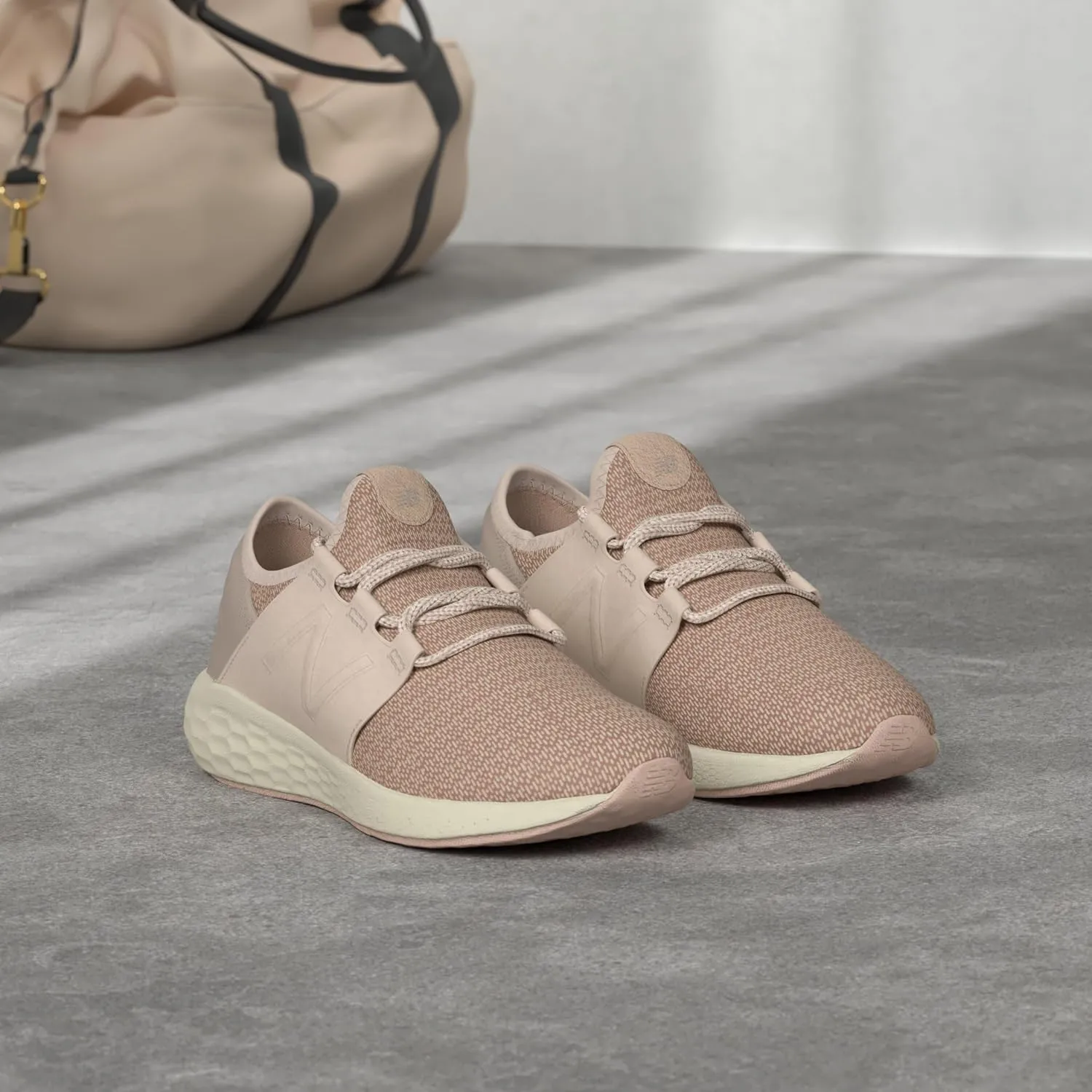 New Balance Womens Fresh Foam Sport V2