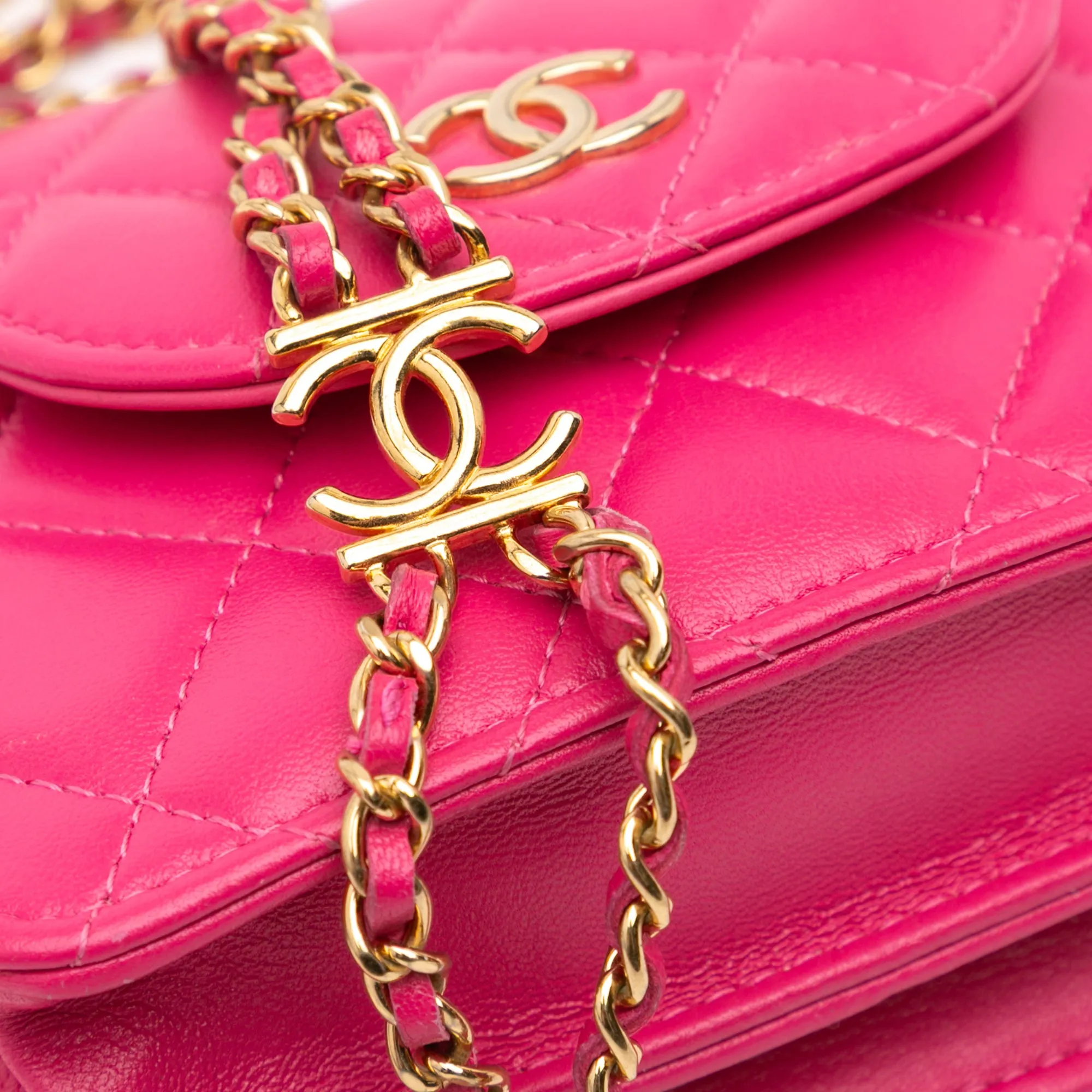 Pink Chanel CC Quilted Lambskin Flap Clutch On Chain Crossbody Bag