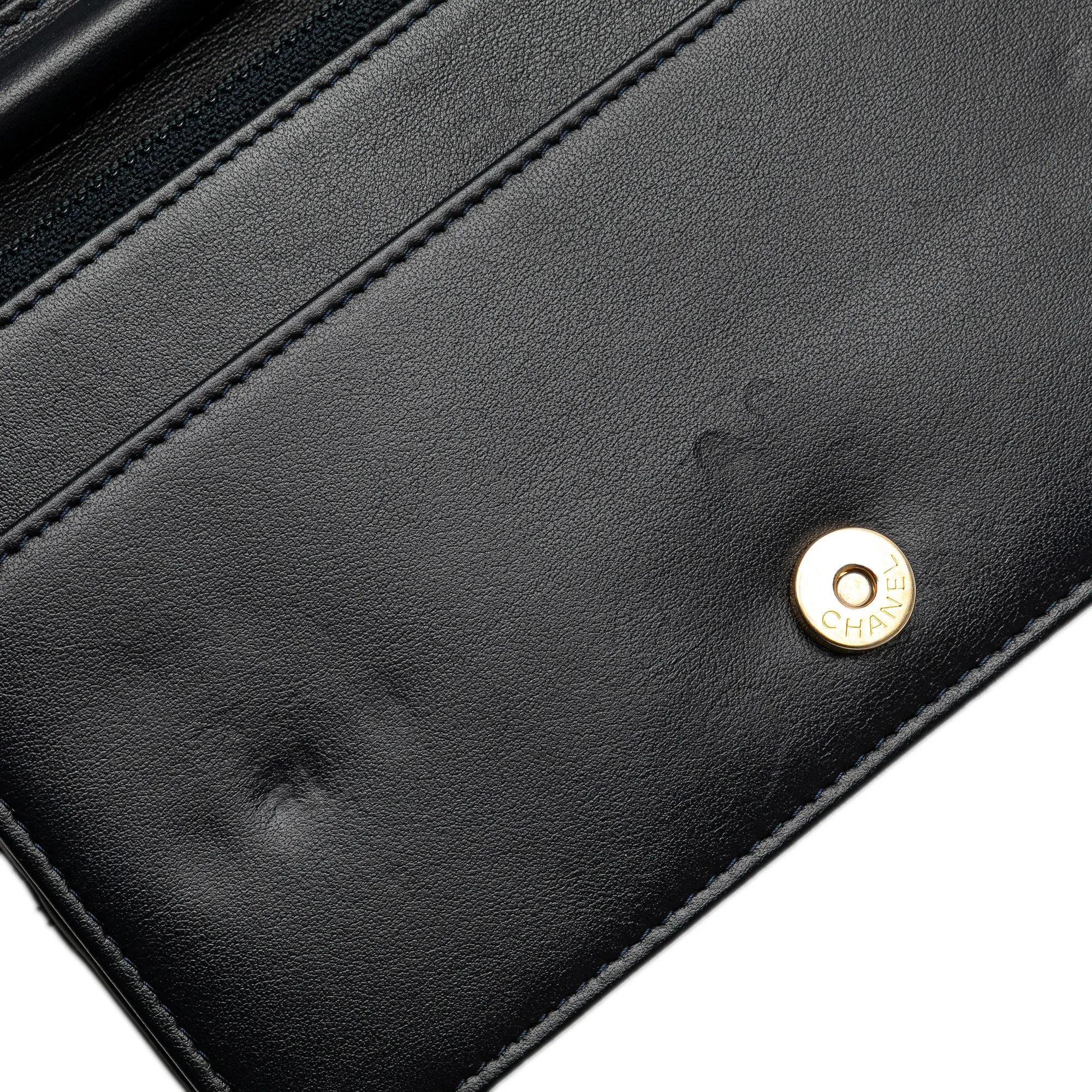 Quilted Aged Calfskin Gabrielle Wallet On Chain