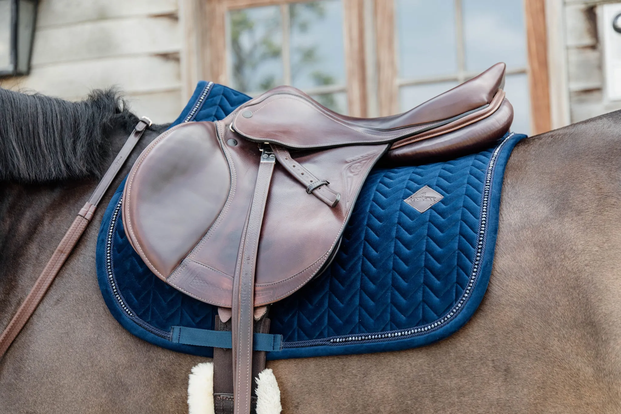 Saddle Pad Velvet Pearls