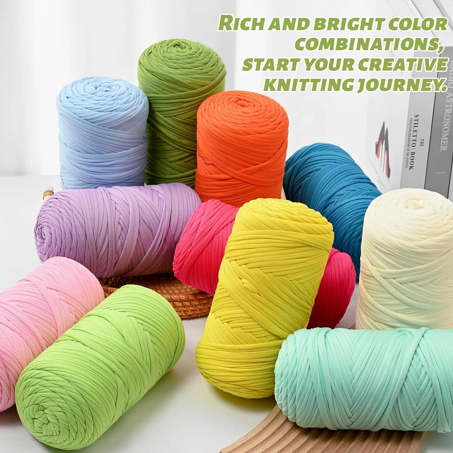 Soft Tshirt Crochet Yarn, 400g/114yds High Elastic Hand Knitting Yarn, Thick T Shirt Yarns for Crocheting Bags, Baskets, Cushions, DIY Crafts（Black）