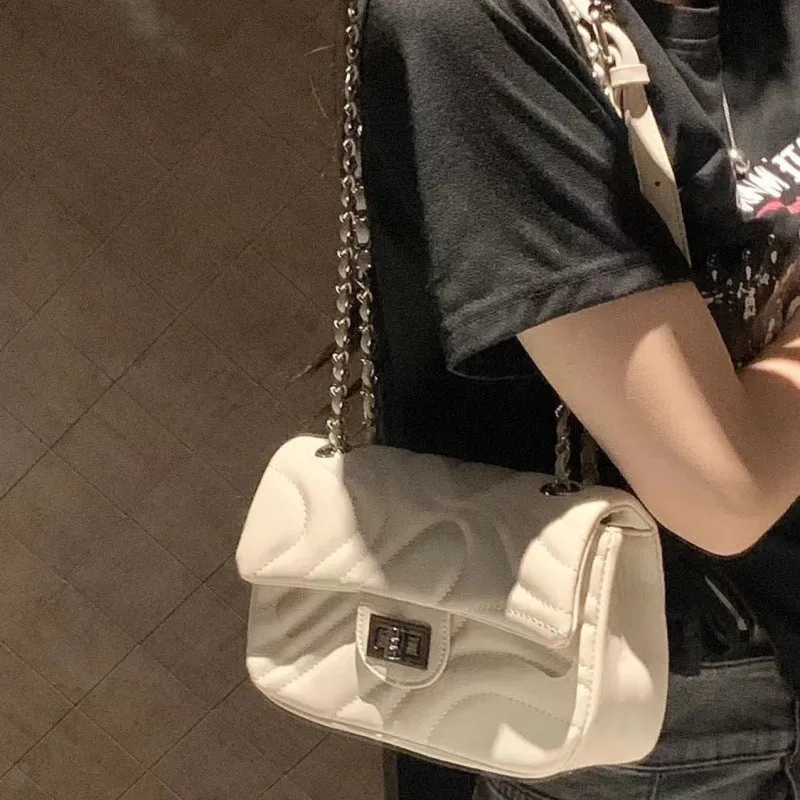 Stylish Attractive Women's Trendy Chain Underarm Crossbody Bags