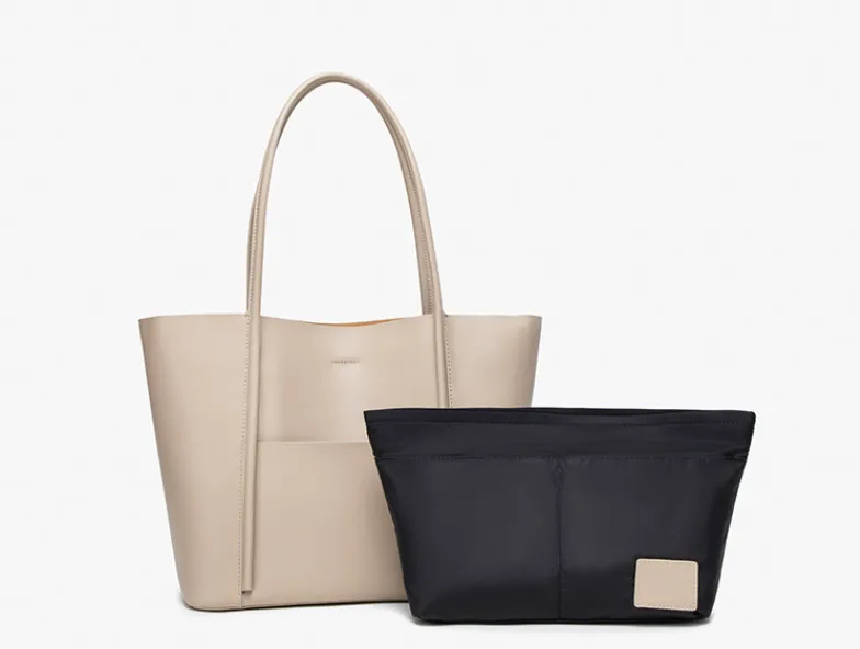 The Trendsetter Tote