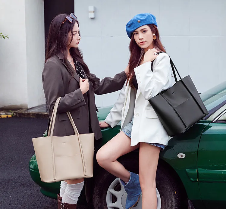 The Trendsetter Tote