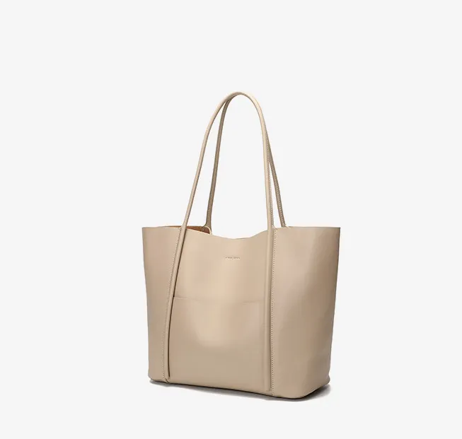 The Trendsetter Tote
