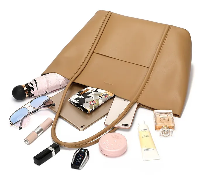 The Trendsetter Tote