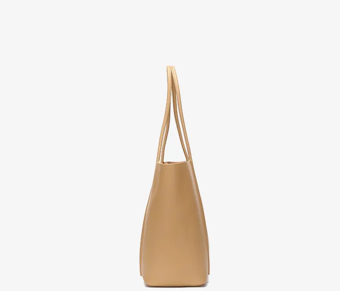 The Trendsetter Tote