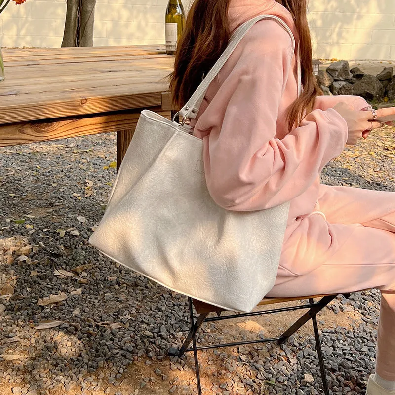 Women's Large Capacity Textured Portable Minority Western Shoulder Bags